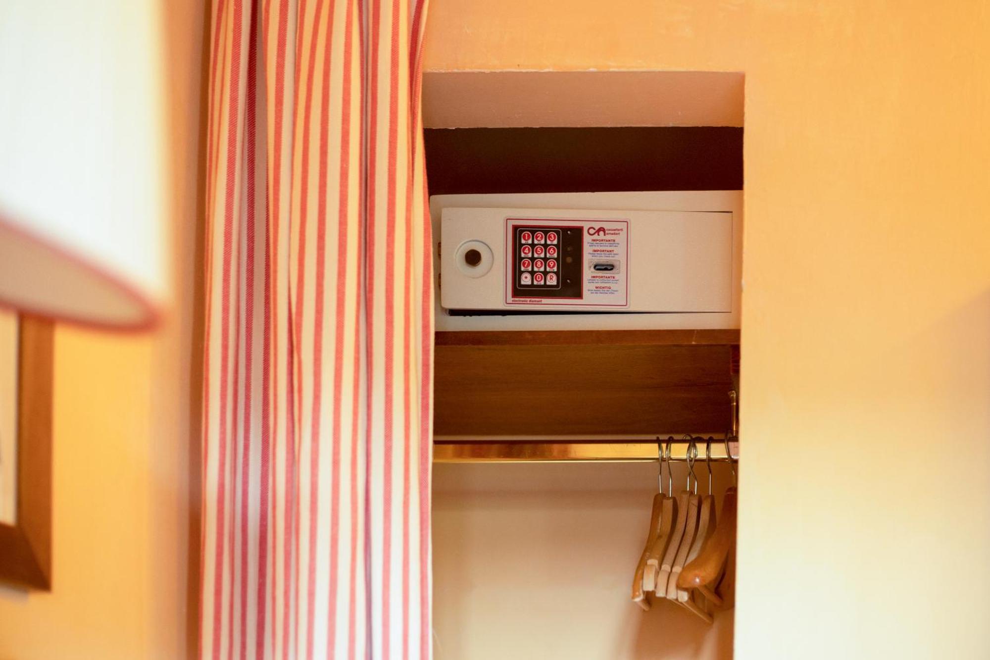 Antica Dimora Firenze Bed & Breakfast Екстериор снимка