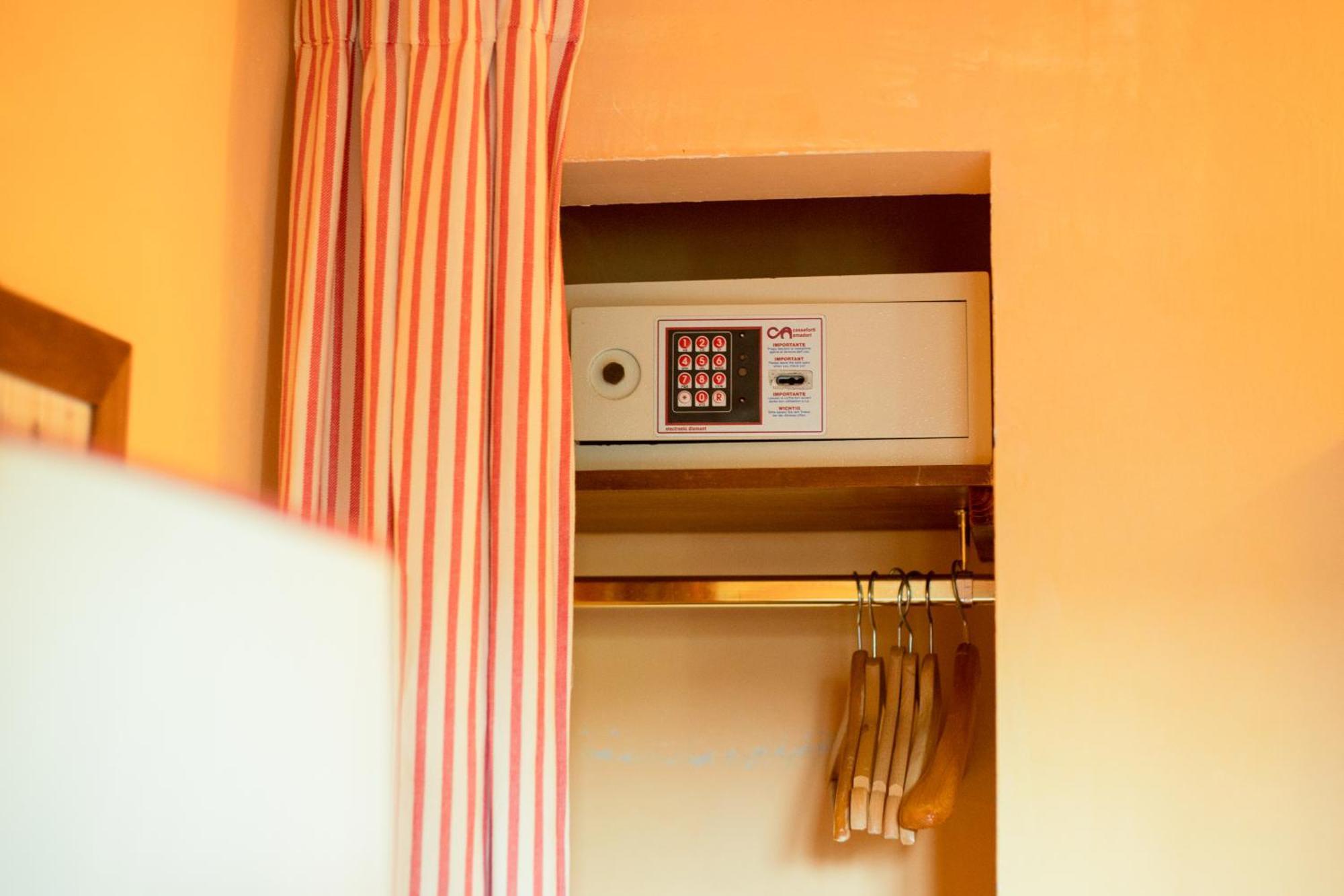 Antica Dimora Firenze Bed & Breakfast Екстериор снимка